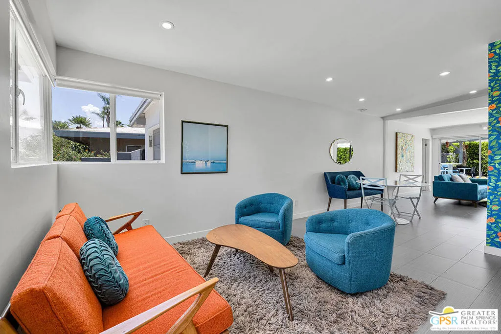 587 N Calle Marcus, Palm Springs, California 92262 home-pic-5